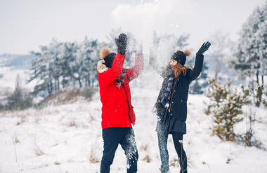 Kış Tatili İçin Dikkat Edilmesi Gerekenler: Güvenli ve Keyifli Bir KAYAK SEYAHATİ Rehberi