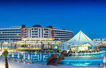 Aquasis Deluxe Resort & Spa